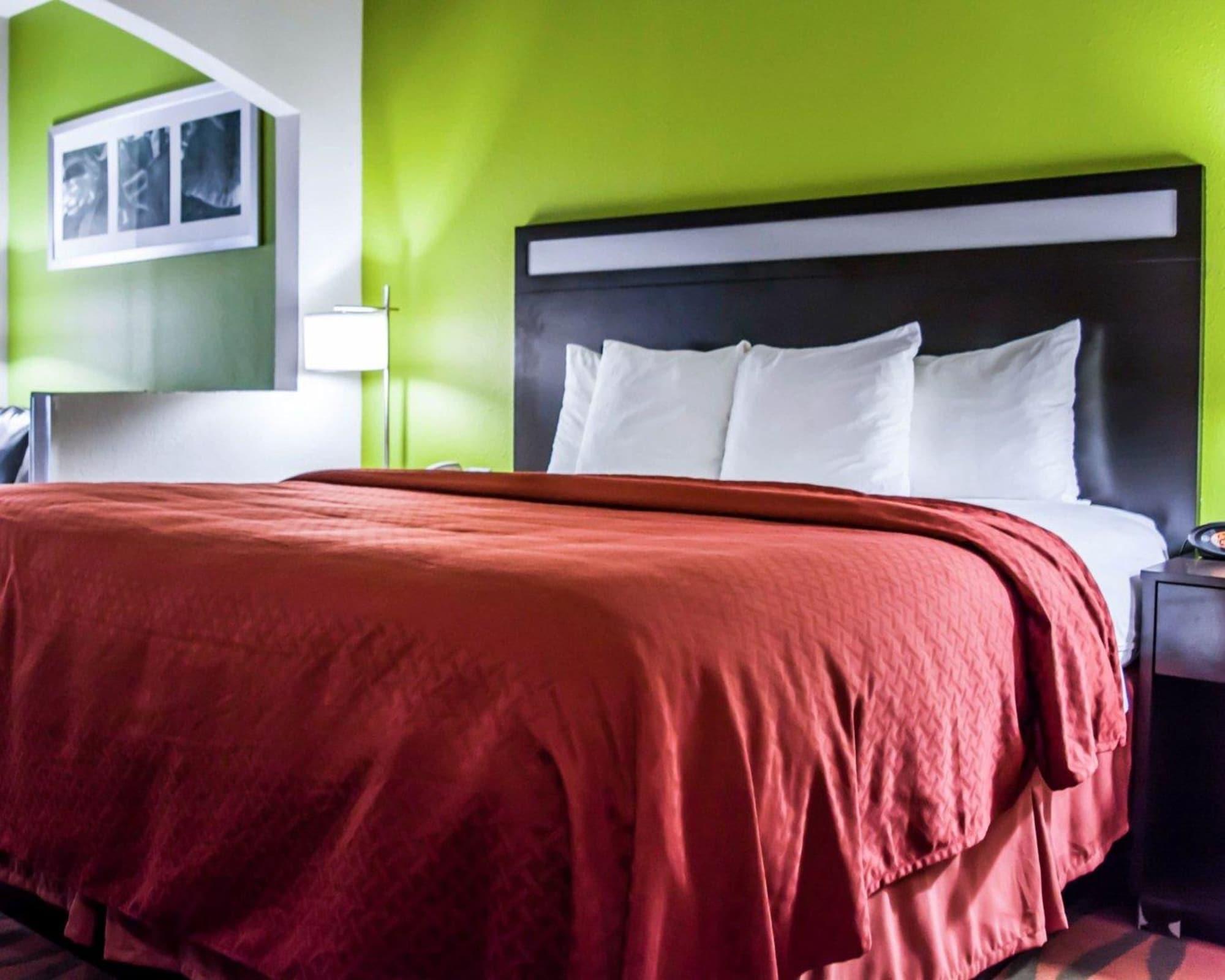 Quality Suites Fort Myers Airport I-75 Extérieur photo