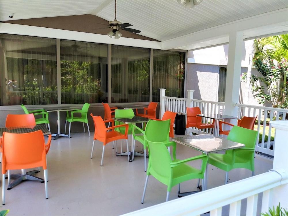 Quality Suites Fort Myers Airport I-75 Extérieur photo