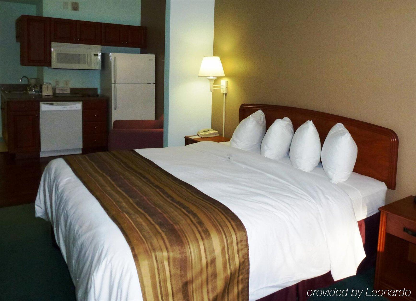 Quality Suites Fort Myers Airport I-75 Extérieur photo