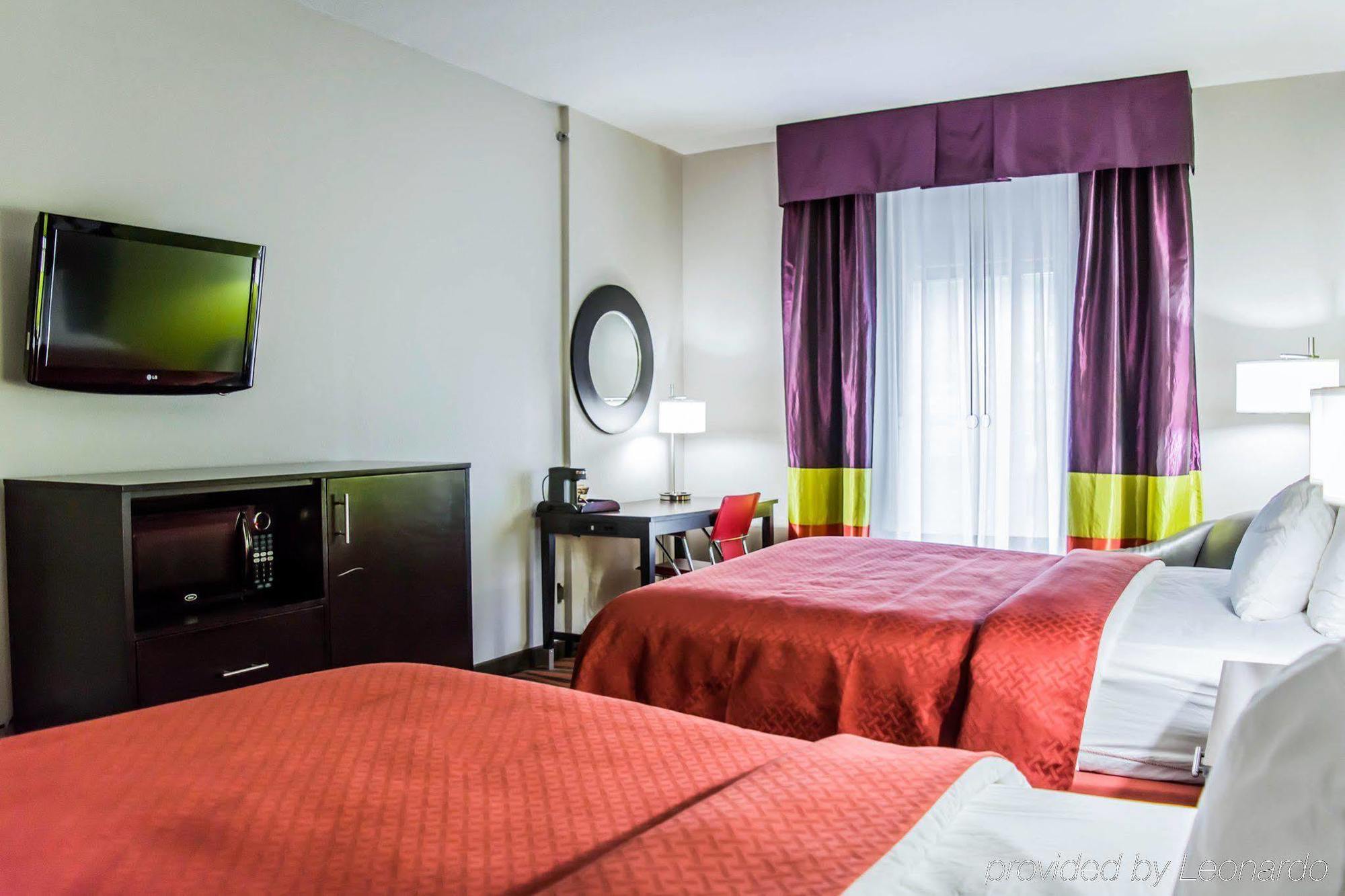 Quality Suites Fort Myers Airport I-75 Extérieur photo