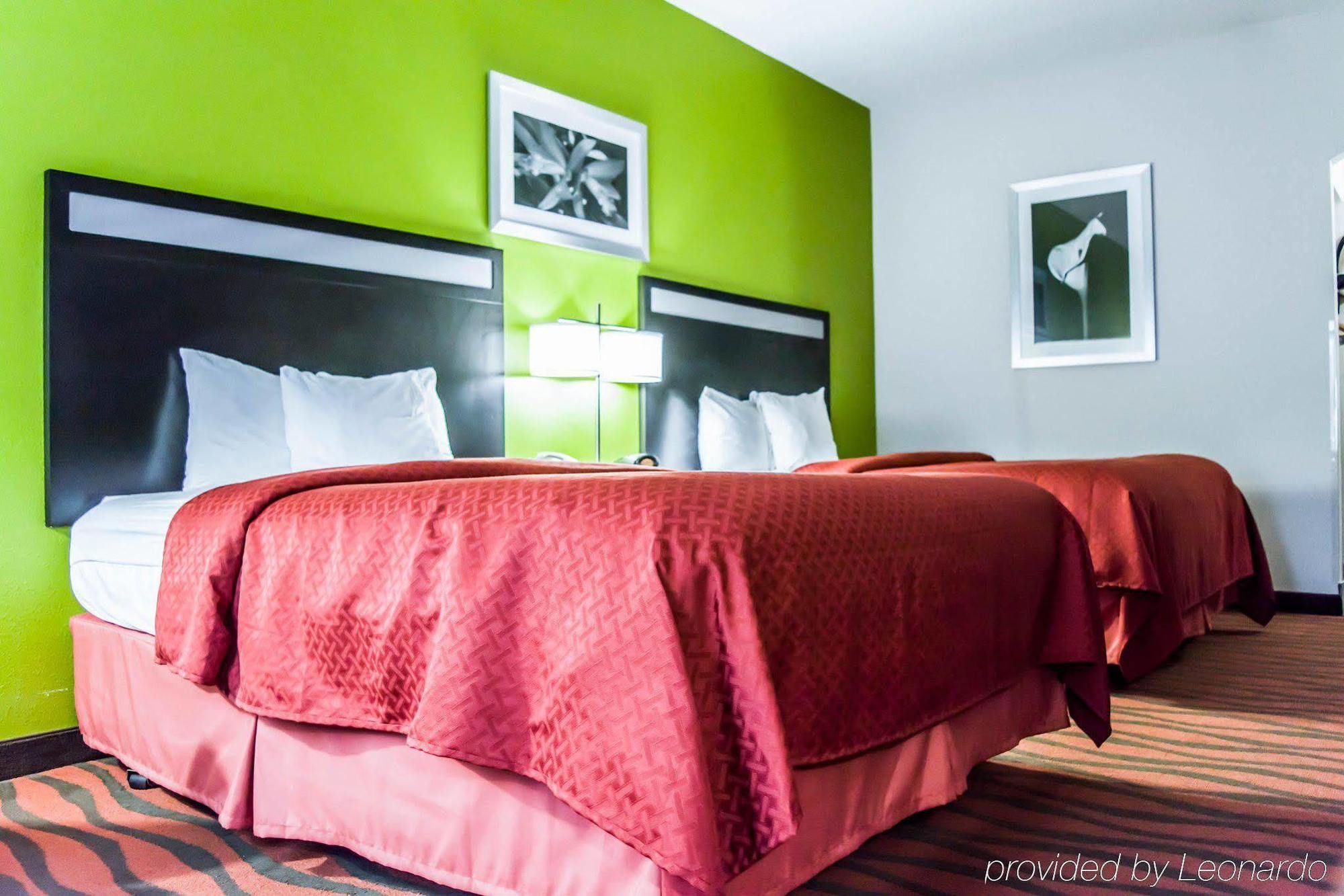 Quality Suites Fort Myers Airport I-75 Extérieur photo